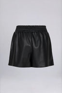 Modern Cosmopolitan Short